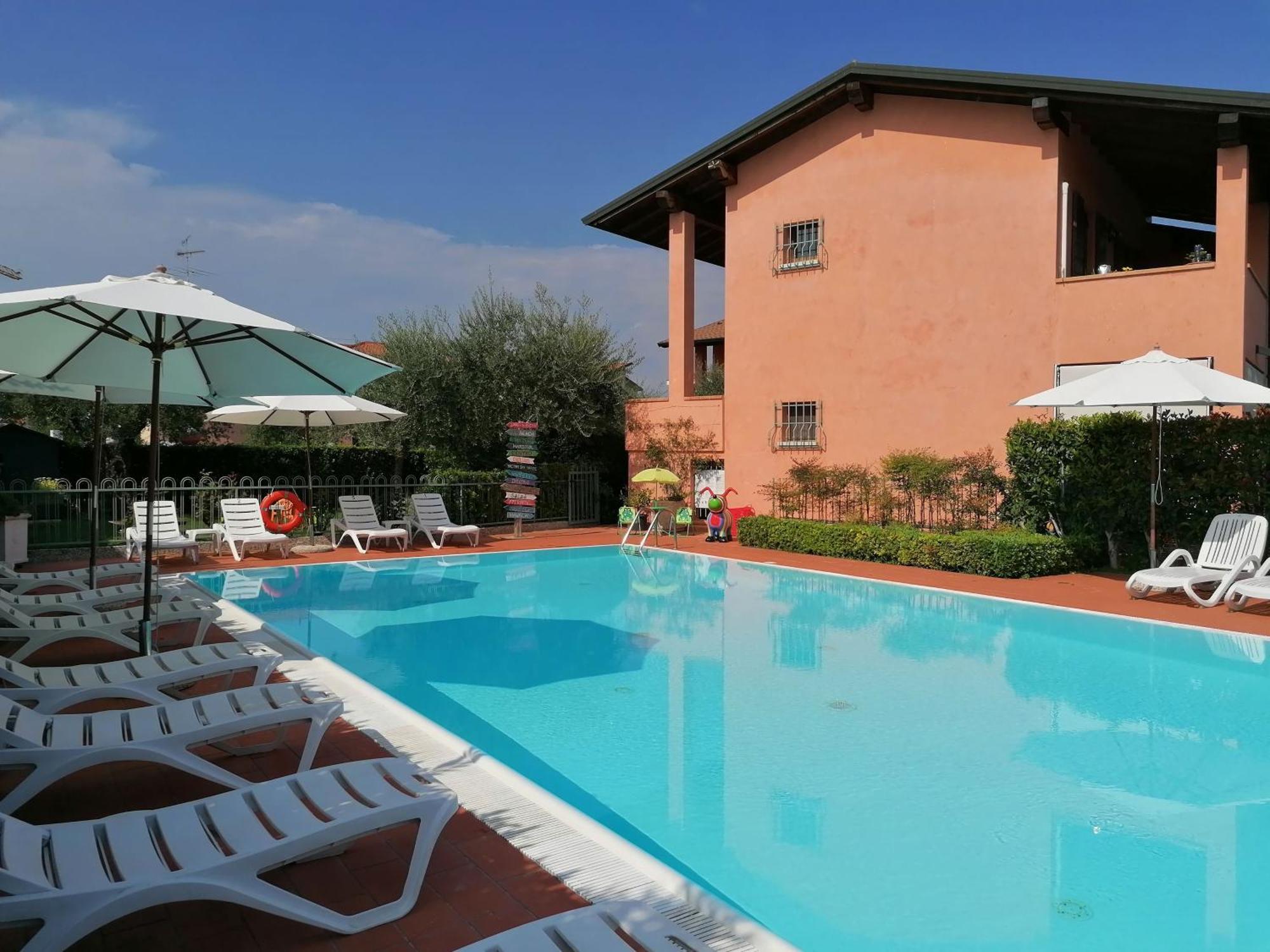 Bellasirmione Holiday Apartments Exteriör bild