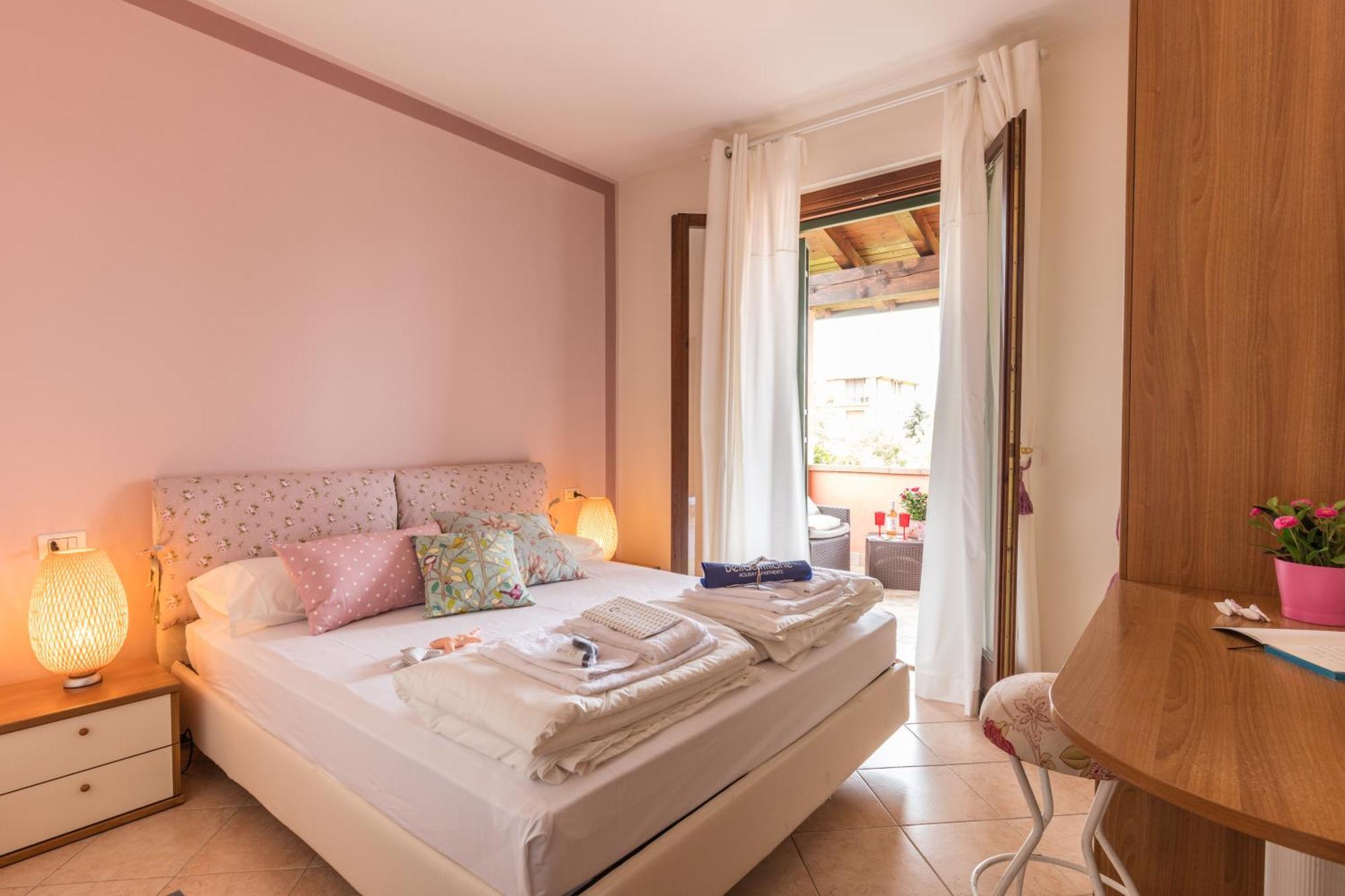 Bellasirmione Holiday Apartments Exteriör bild