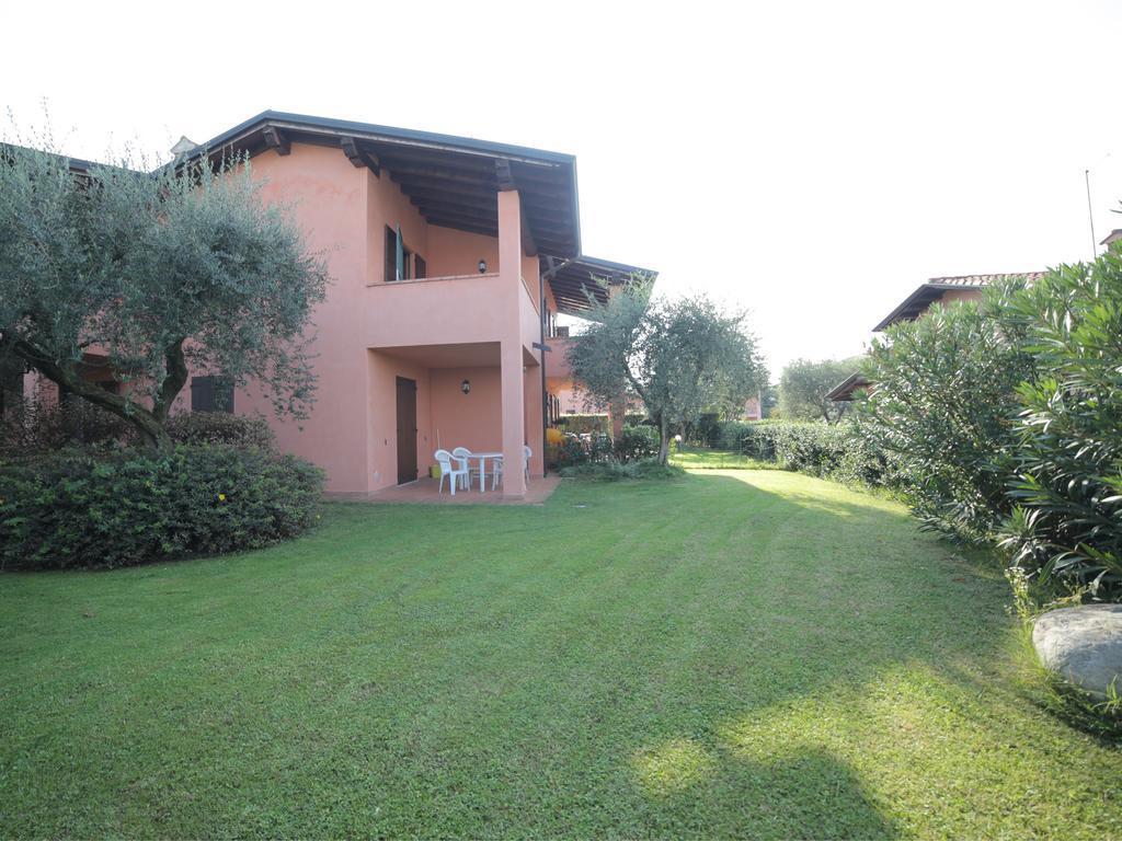 Bellasirmione Holiday Apartments Exteriör bild